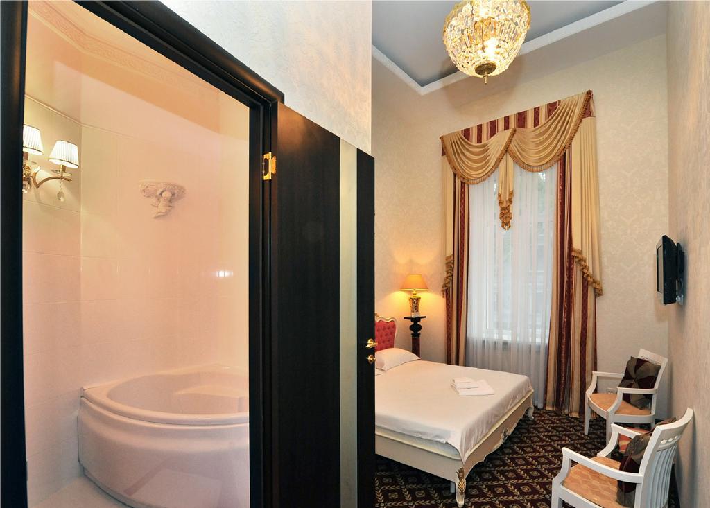 Queen Valery Hotel Odesa Cameră foto