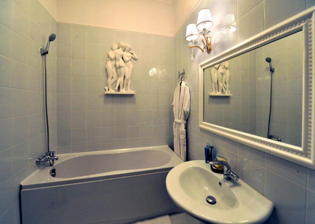 Queen Valery Hotel Odesa Cameră foto