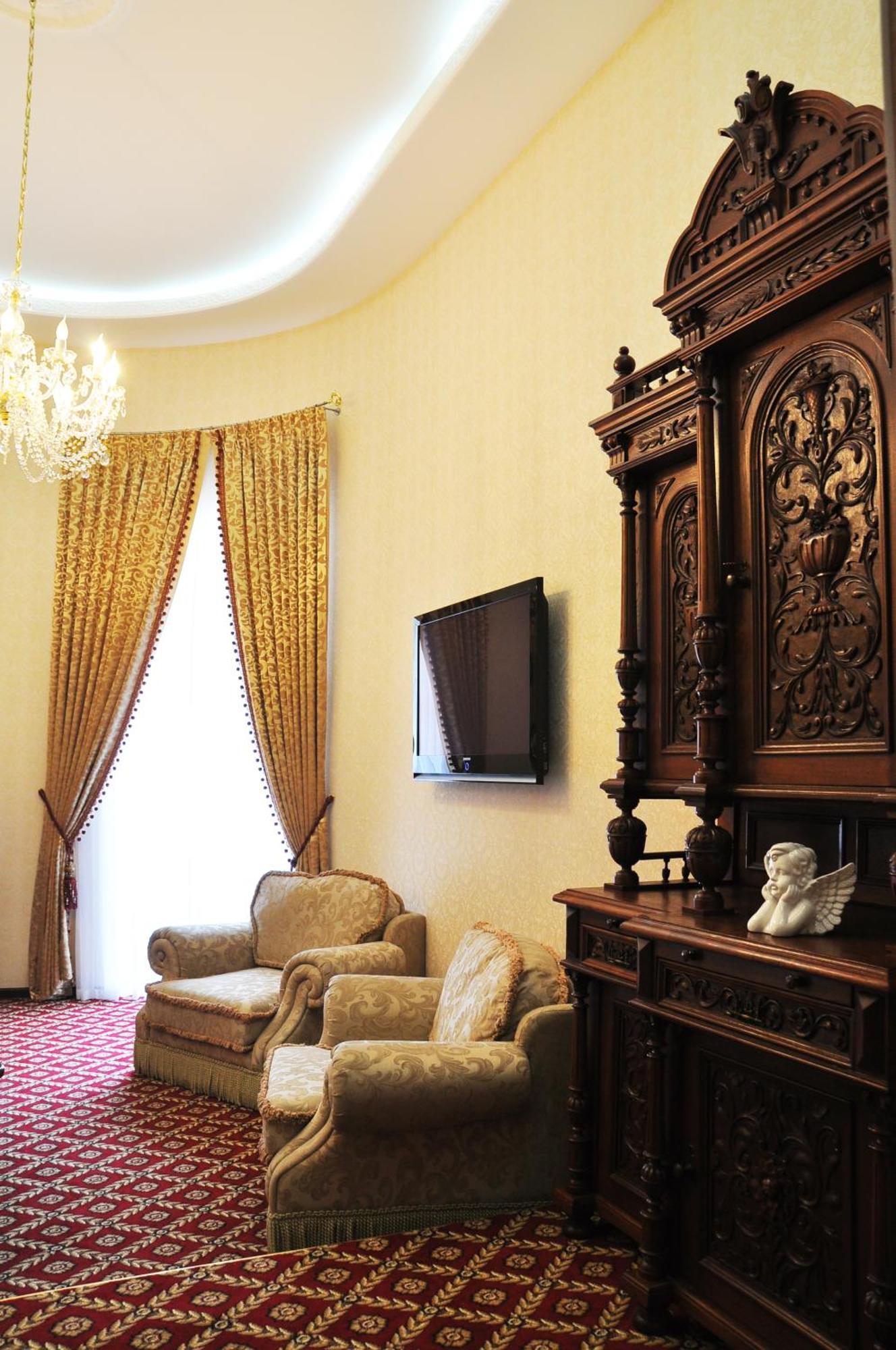 Queen Valery Hotel Odesa Exterior foto