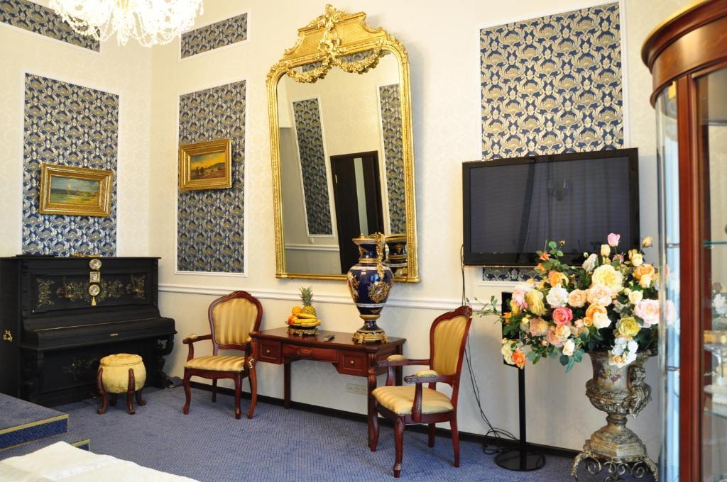 Queen Valery Hotel Odesa Cameră foto