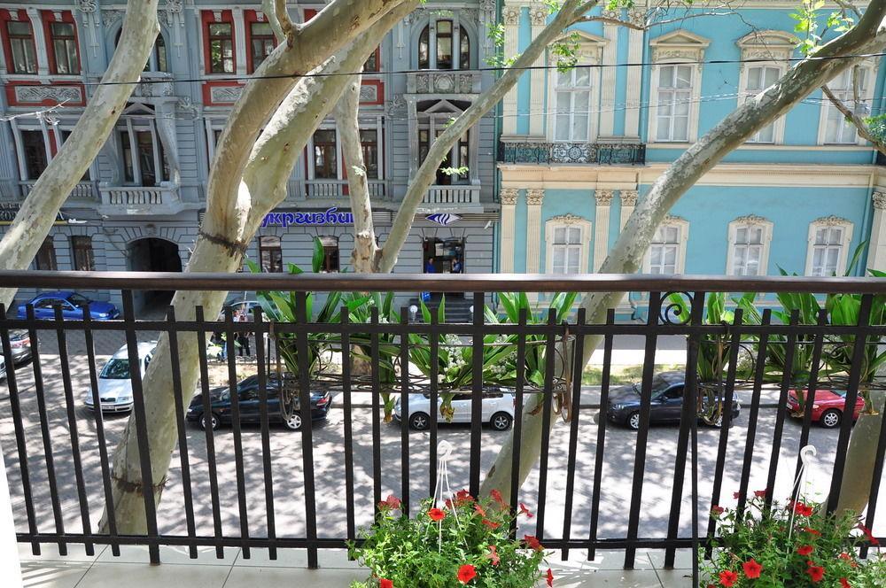 Queen Valery Hotel Odesa Exterior foto