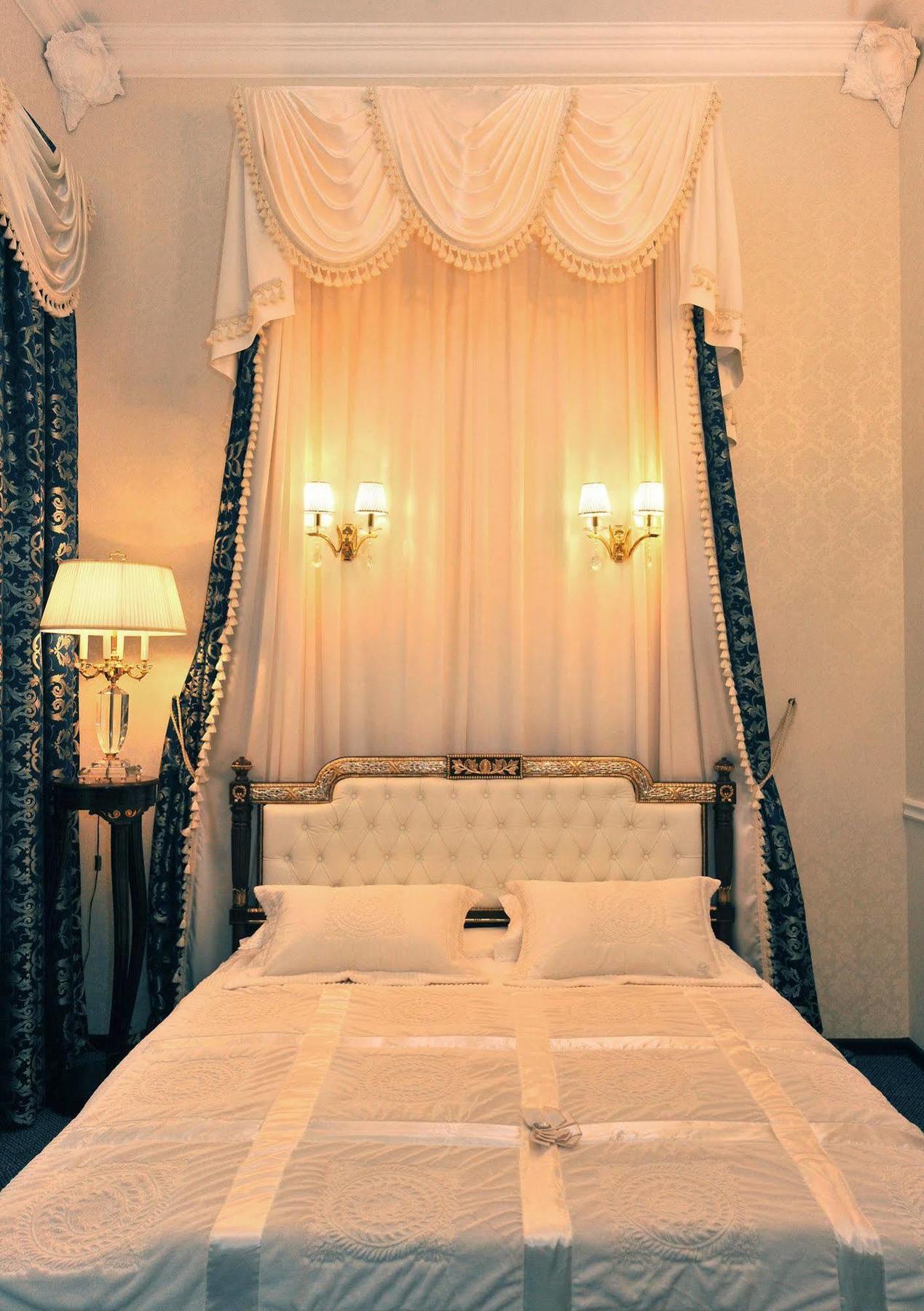 Queen Valery Hotel Odesa Exterior foto