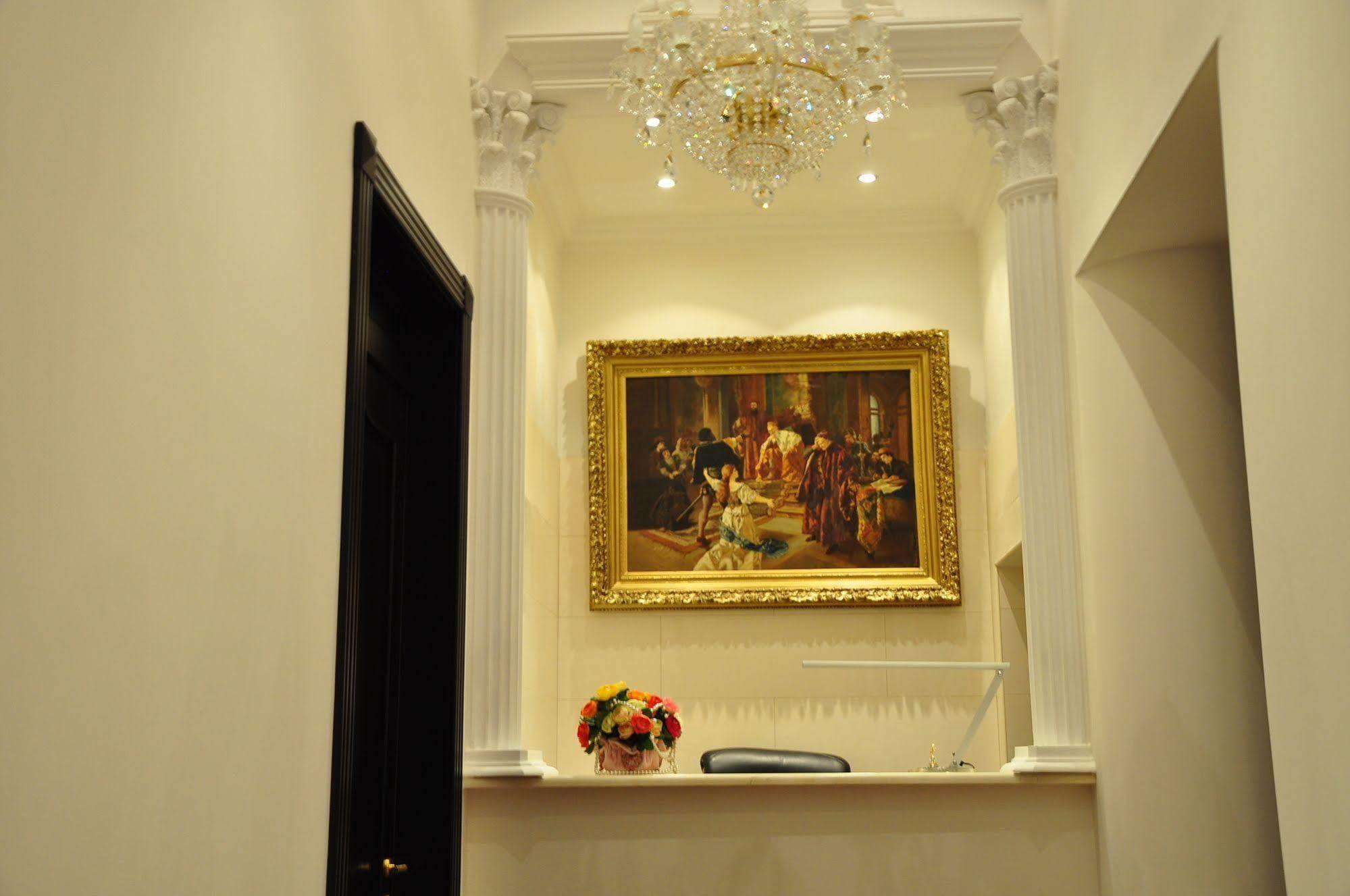 Queen Valery Hotel Odesa Exterior foto